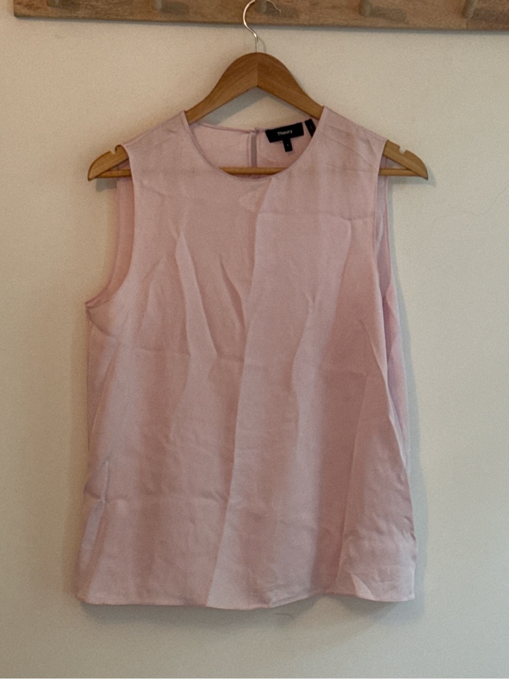 Blush - Picture 4 of 5